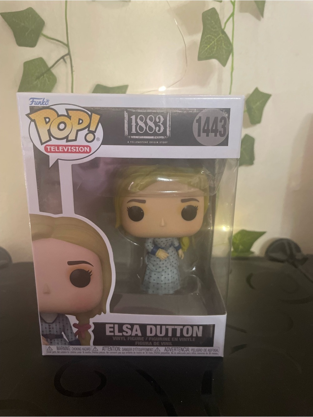 Funko Elsa Dutton Vinyl Figure - Light Blue Dress